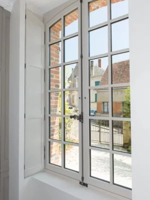 fenetre blanche haussmannienne