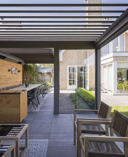 pergola bioclimatique extension cuisine ete